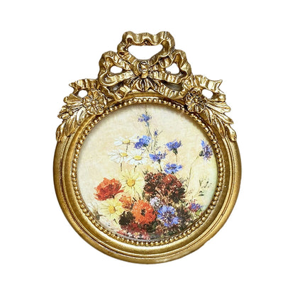 Antique Photo Frame round 