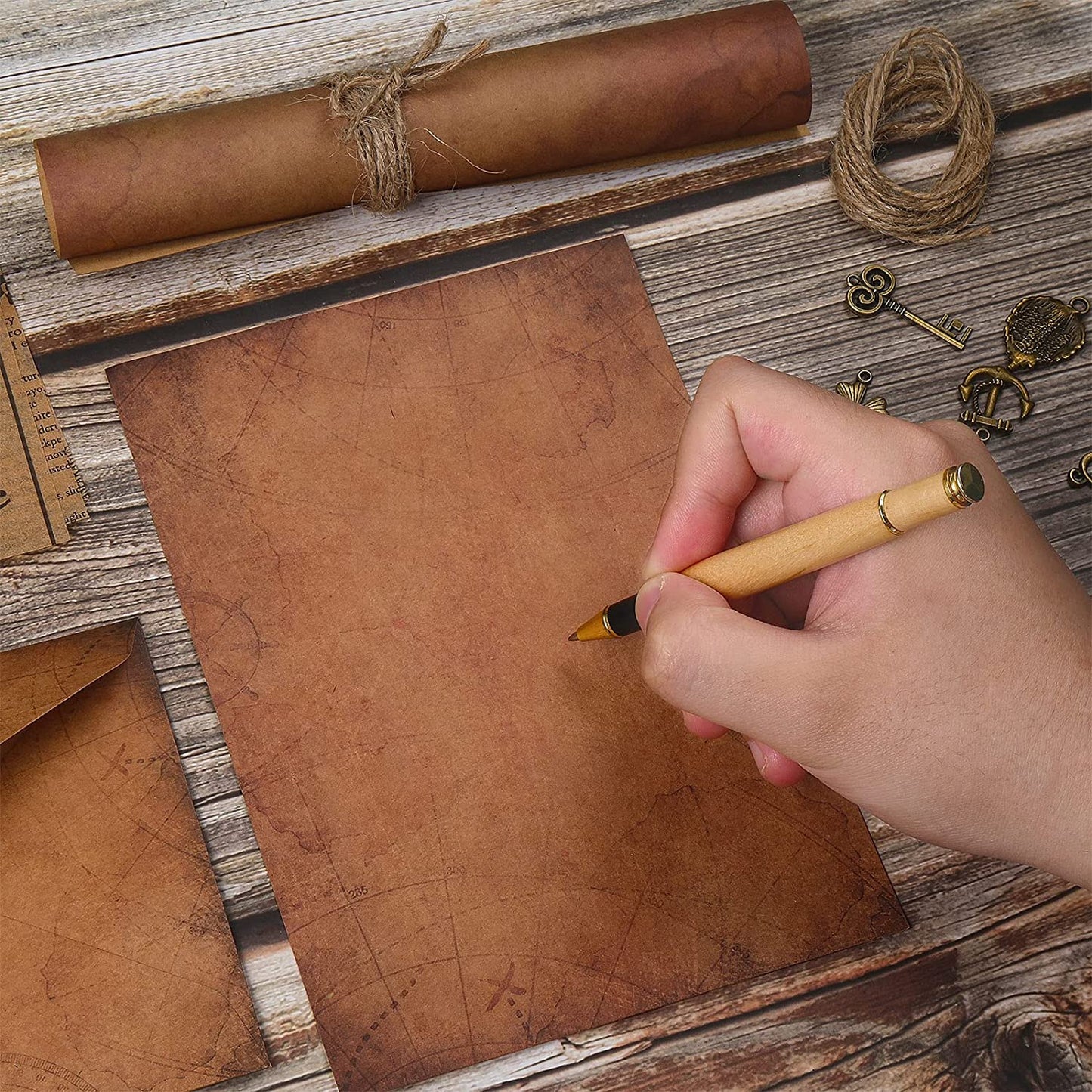 Vintage Stationary Paper and Envelopes Set