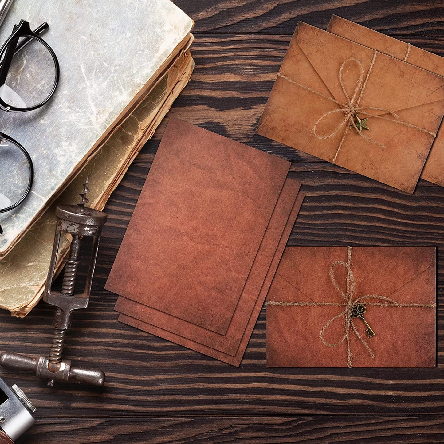 Vintage Stationary Paper and Envelopes Set