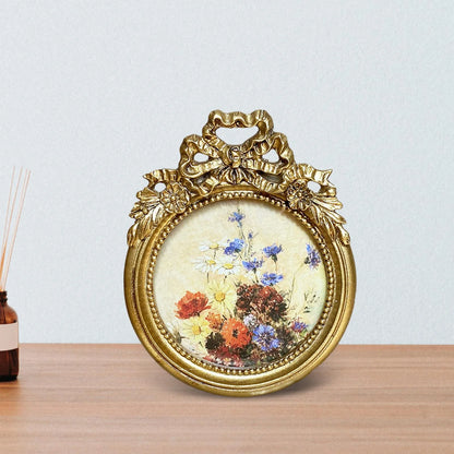 Antique Photo Frame round 